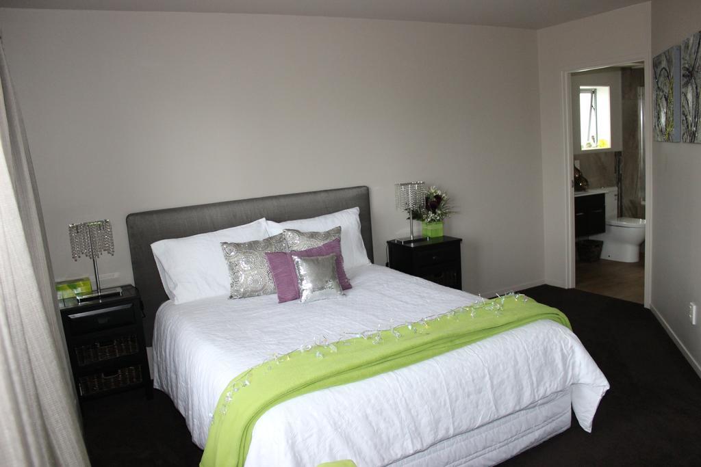 Stunning Views Bed, Breakfast & Health Retreat Bed and Breakfast Whangamata Kamer foto